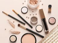 Große Auswahl an Make-Up Produkten