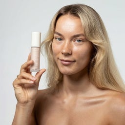 UOGA UOGA Comet Tail Illuminating Primer - 30 ml