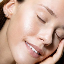 UOGA UOGA Comet Tail Illuminating Primer - 30 ml