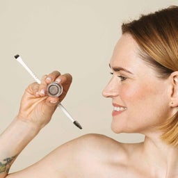 UOGA UOGA Natural Eye- & Eyebrow Pomade - Taupe