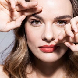 UOGA UOGA Nourishing Sheer Lipstick - 615 Charmberry