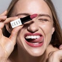 UOGA UOGA Nourishing Sheer Lipstick - 614 Candyberry