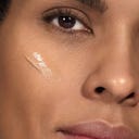 MÁDARA SKINONYM Semi-Matte Peptide Foundation