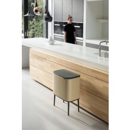 Brabantia Bo Touch Bin 36 L mit Kunststoffeinsatz