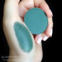 Single Eyeshadow Shades of color from yellow to orange to green - Quadrifoglio