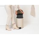 Treteimer Newicon 20 L mit Kunststoffeinsatz - Soft Beige