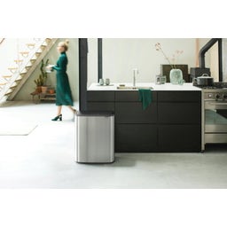 Bo Touch Bin 2 x 30 L mit 2 Kunststoffeinsätzen - Matt Steel Fingerprint Proof