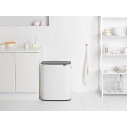 Bo Touch Bin 60 L mit 1 Kunststoffeinsatz - White