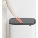 Bo Touch Bin 60 L mit 1 Kunststoffeinsatz - White