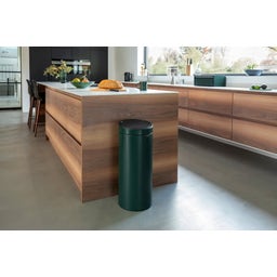 Brabantia Touch Bin New 30 L mit Kunststoffeinsatz - Pine Green